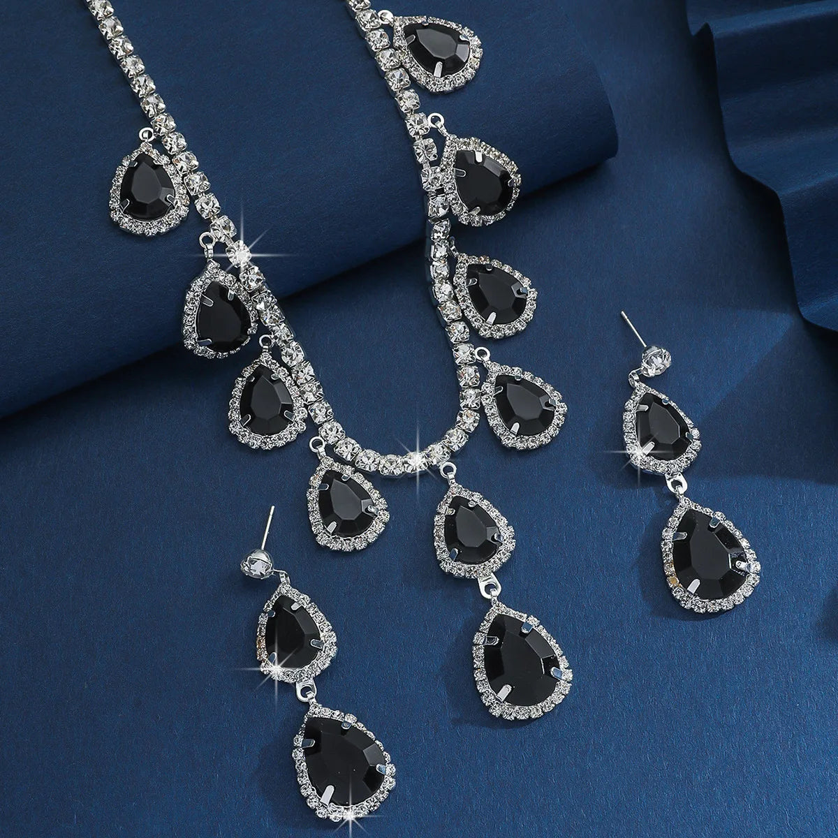 Women's Elegant Crystal Decorated Jewelry Set Trendy Pendant Necklace & Dangle Earrings Jewelry Set for Daily Clothing Decor K's Collection Store
