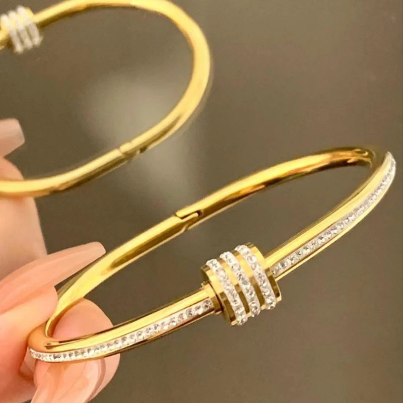Gold-plated Titanium Steel Waterproof and Rust-proof Exquisite All-match Shiny Zircon Bracelet for Ladies Holiday Jewelry Gift K's Collection Store