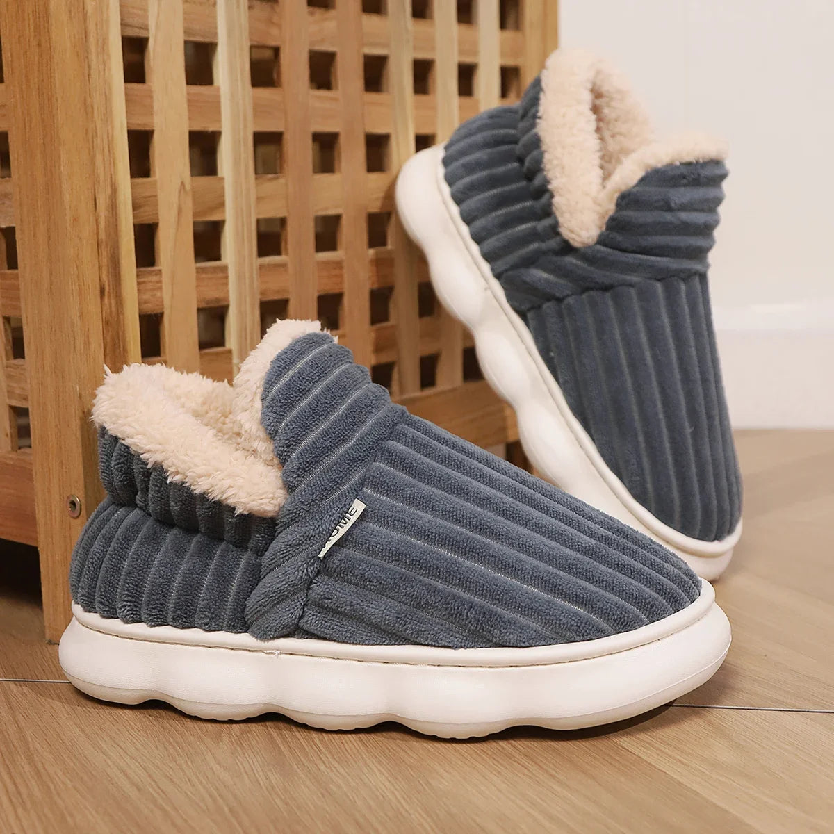 Winter Men Women Shoes Winter Short Plush Slippers Outdoor Fur Non-slip House Shoes Casual Fuzzy Soft Cozy Men Women Shoes K's Collection Store