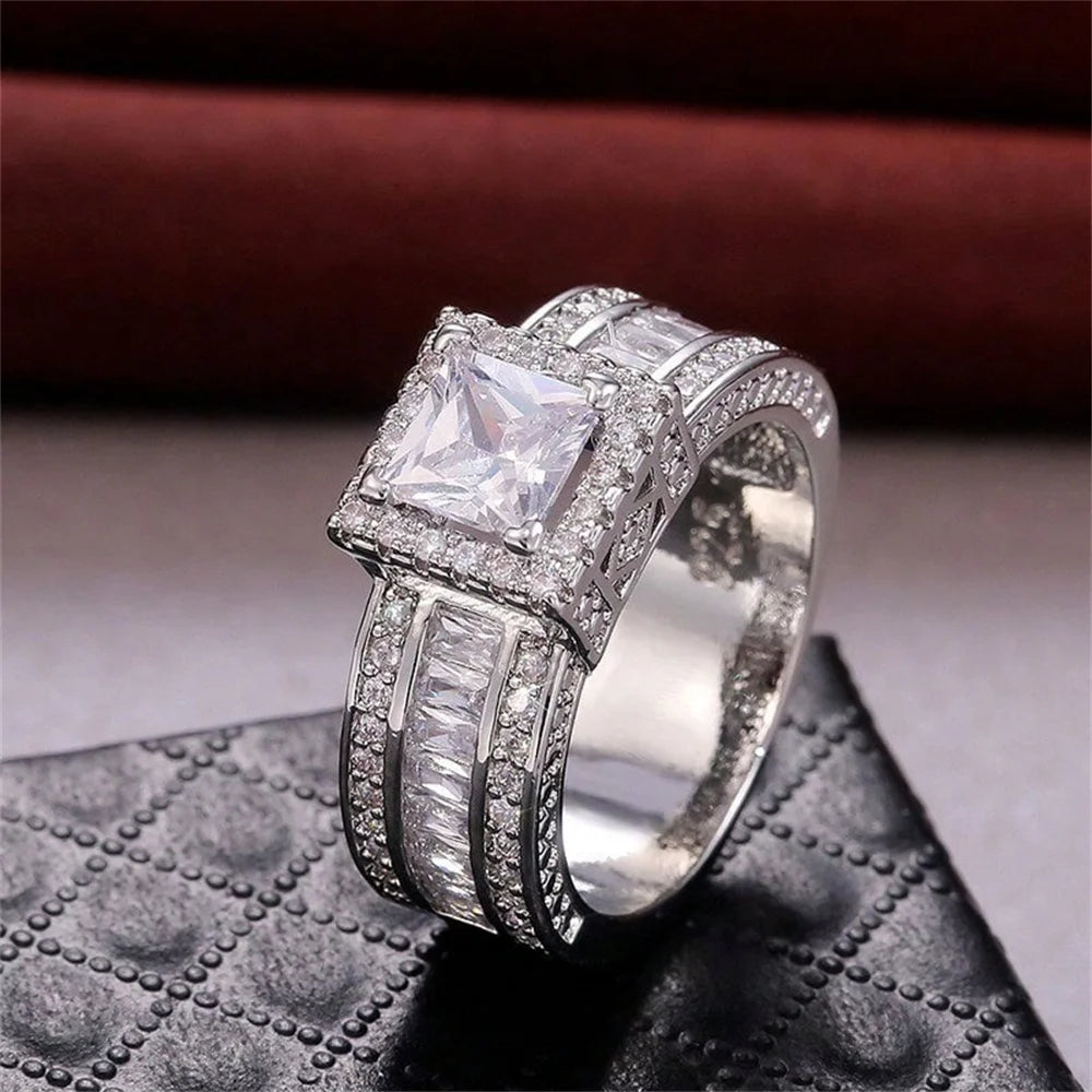 Luxurious Fashion Silver Color Wedding Rings for Women Exquisite Inlaid with White Zircon Party Engagement Ring Jewelry K's Collection Store