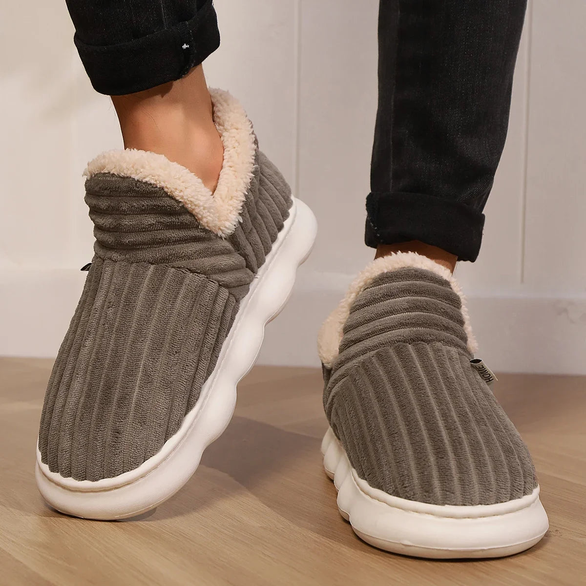 Winter Men Women Shoes Winter Short Plush Slippers Outdoor Fur Non-slip House Shoes Casual Fuzzy Soft Cozy Men Women Shoes K's Collection Store
