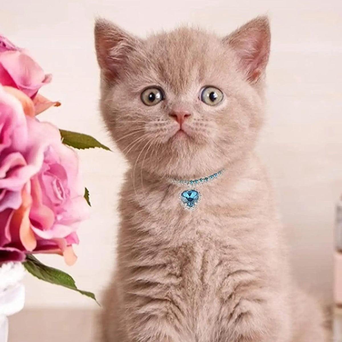 Luxury Crystal Cat Collar Love Pendant Necklace Pet Collar Adjustable Small Dog Cat Neck Ring Rhinestone Collar Pet Accessories K's Collection Store