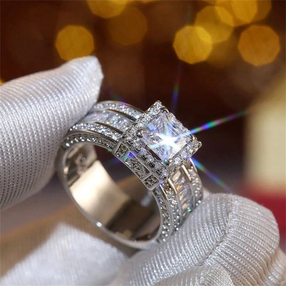Luxurious Fashion Silver Color Wedding Rings for Women Exquisite Inlaid with White Zircon Party Engagement Ring Jewelry K's Collection Store