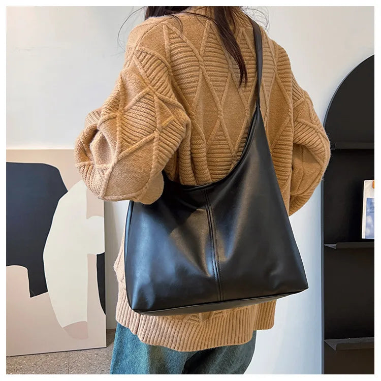 Large capacity commuting new winter popular 2025 solid color simple versatile fashion high sense texture casual single shoulder K's Collection Store