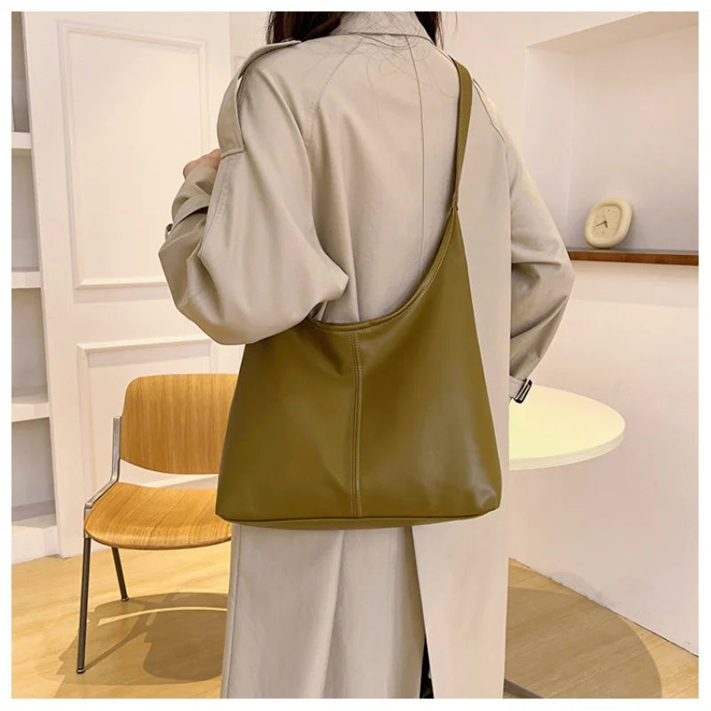 Large capacity commuting new winter popular 2025 solid color simple versatile fashion high sense texture casual single shoulder K's Collection Store